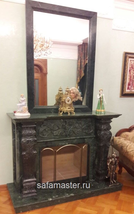 Фото в интерьере нашего клиента: набор для камина "Рыцарь", экран для камина C03026AB