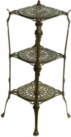 Столик латунь 130374