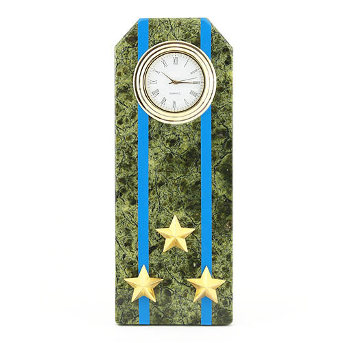  Настольные часы в гостиную "Погон полковник ВВС, ВКС, ВДВ" камень змеевик 003177