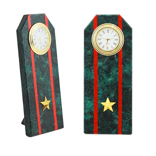  Настольные часы в гостиную "Погон майор" камень змеевик 003167