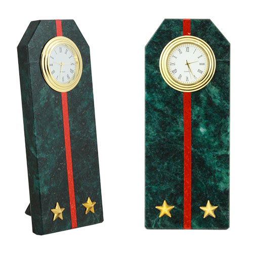  Настольные часы в гостиную "Погон лейтенант" камень змеевик 003166