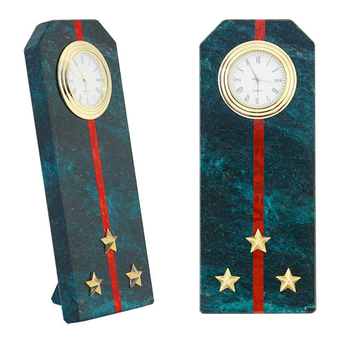  Настольные часы в гостиную "Погон старший лейтенант" камень змеевик 003164