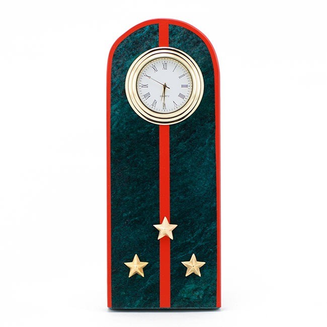  Настольные часы в гостиную "Погон старший лейтенант МВД" нового образца змеевик 003984