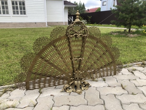 Каминный экран веер