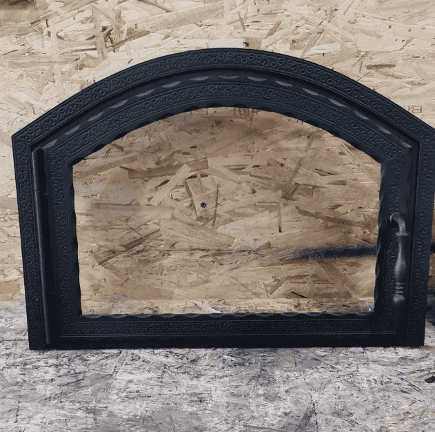 Кованая  дверца для камина арочная с огнеупорным стеклом