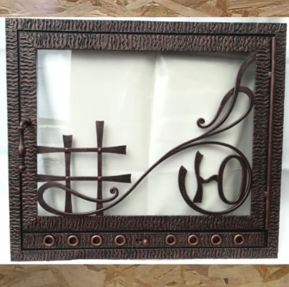 Кованая дверца для камина/печи прямая с огнеупорным стеклом и вензелями