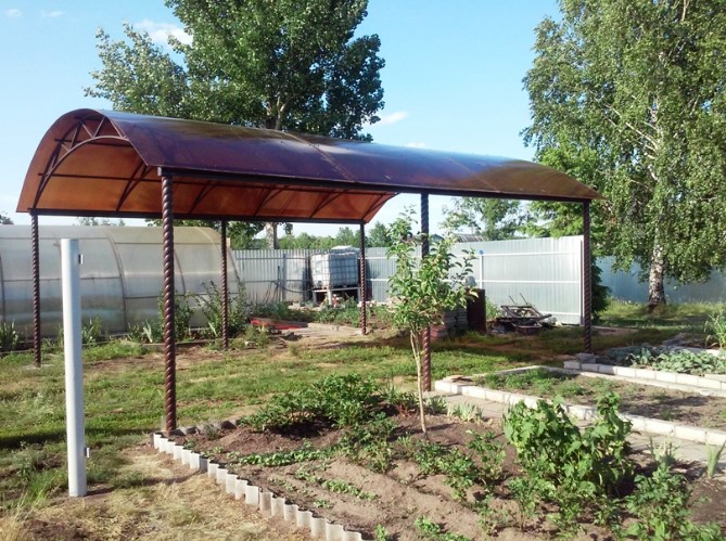 Навес над мангалом, грилем из металла с крышей из поликарбоната(для мангальной зоны, зоны барбекю) для дачи, дома