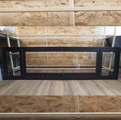 Дверца для камина с огнеупорным стеклом кованая прямая нестандартной конструкции