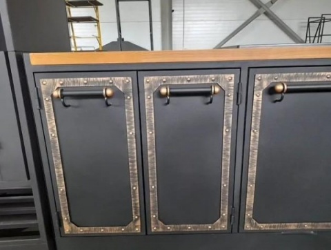 мангальна зона с тумбами