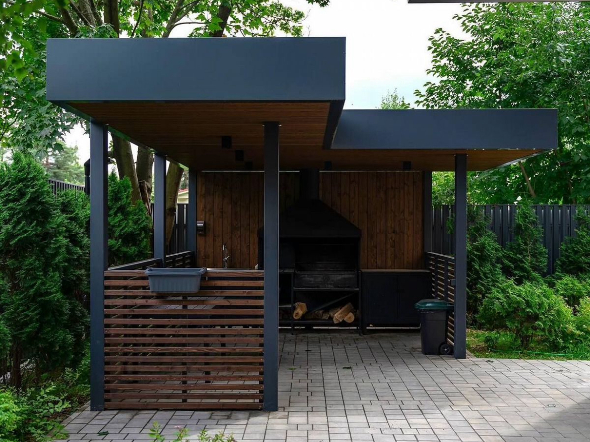 Угловая беседка с мангальной зоной Loft