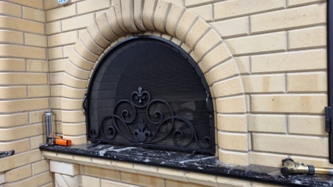 Кованая  топочная дверка для печи по индивидуальным размерам 